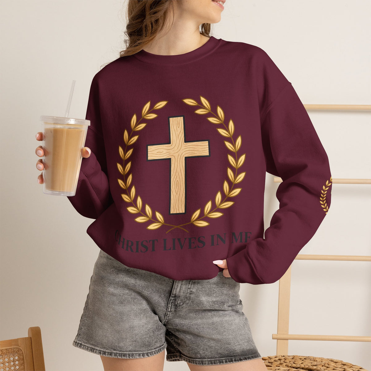 Christian Cross Crewneck Sweatshirt – "Christ Lives in Me" Religious Pullover