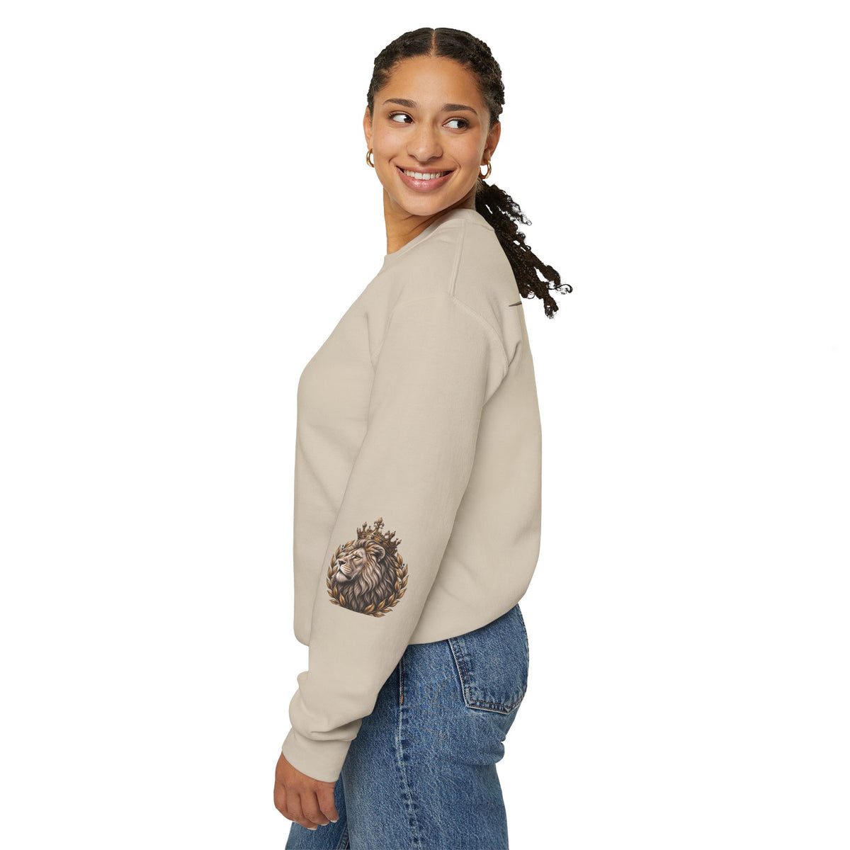 Strength Lion Crewneck Sweatshirt — Psalm 28:7 Inspirational Pullover