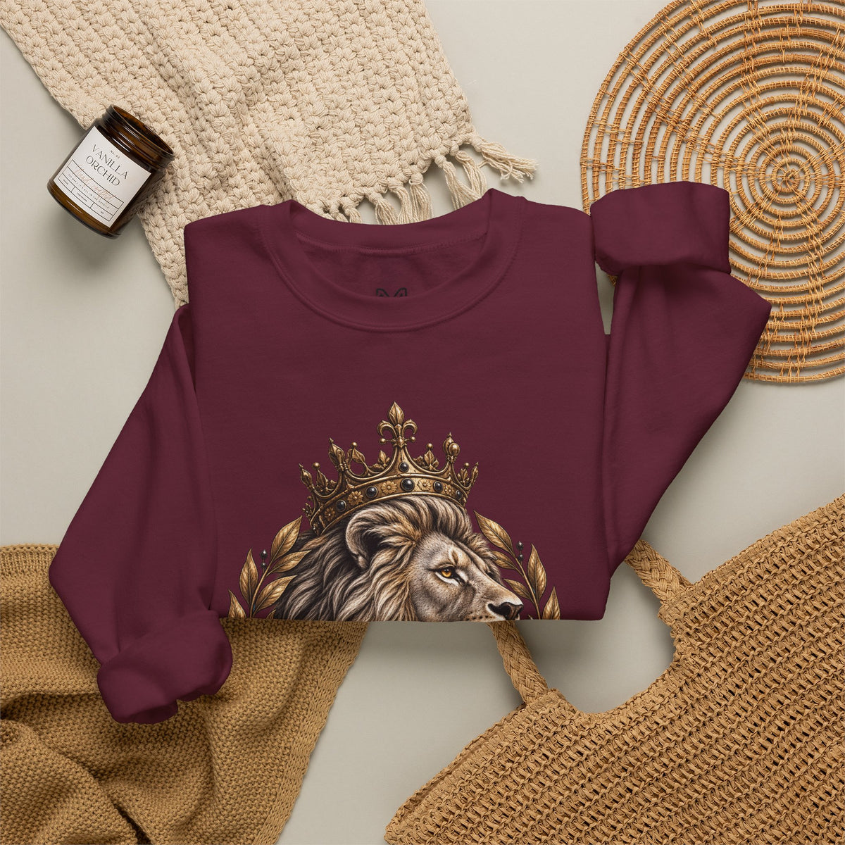Strength Lion Crewneck Sweatshirt — Psalm 28:7 Inspirational Pullover