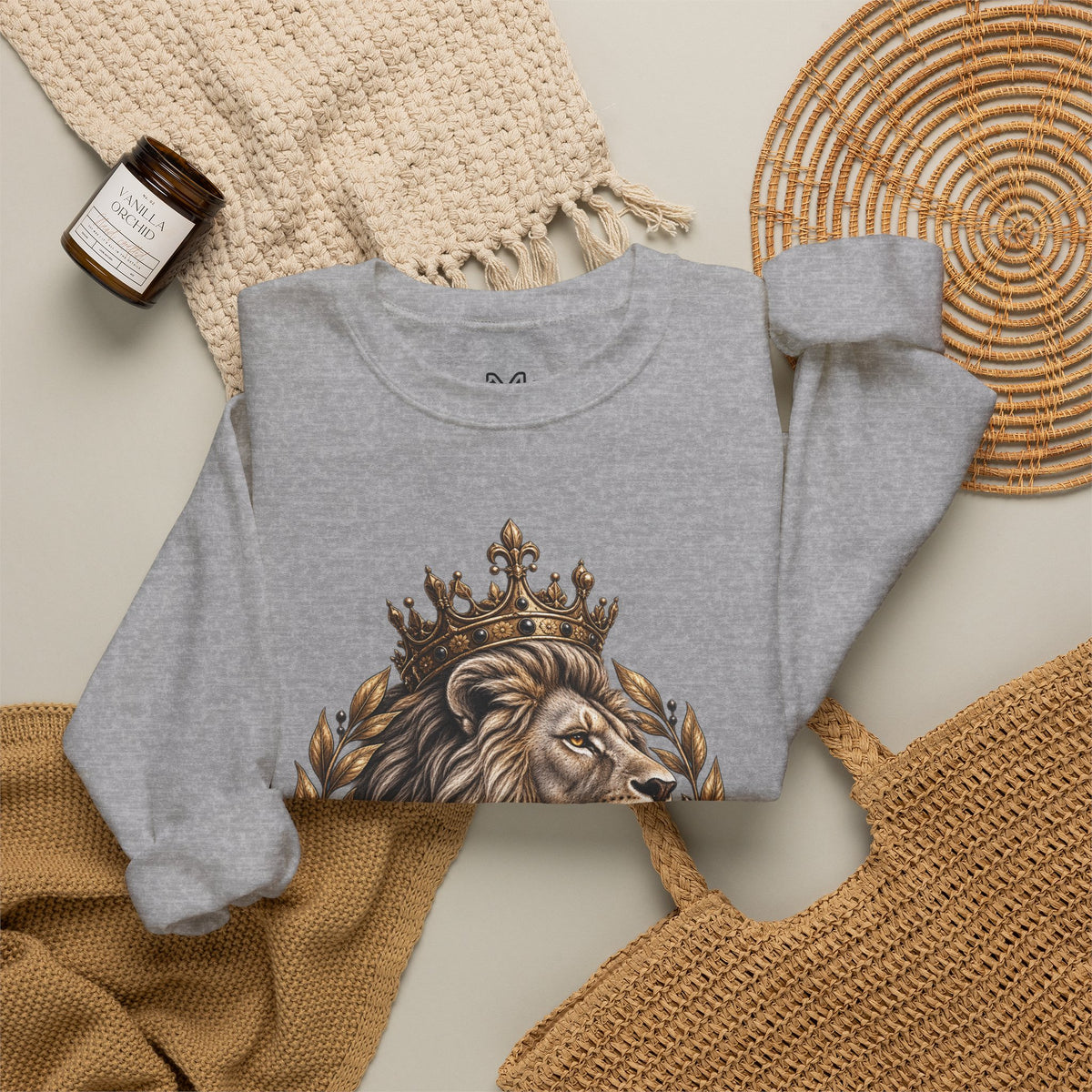 Strength Lion Crewneck Sweatshirt — Psalm 28:7 Inspirational Pullover