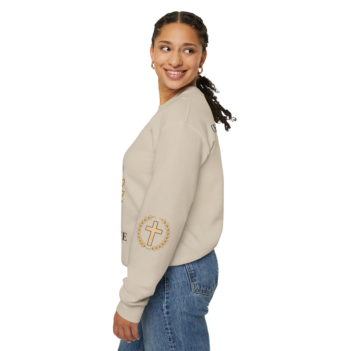 Christian Cross Crewneck Sweatshirt – "Christ Lives in Me" Religious Pullover