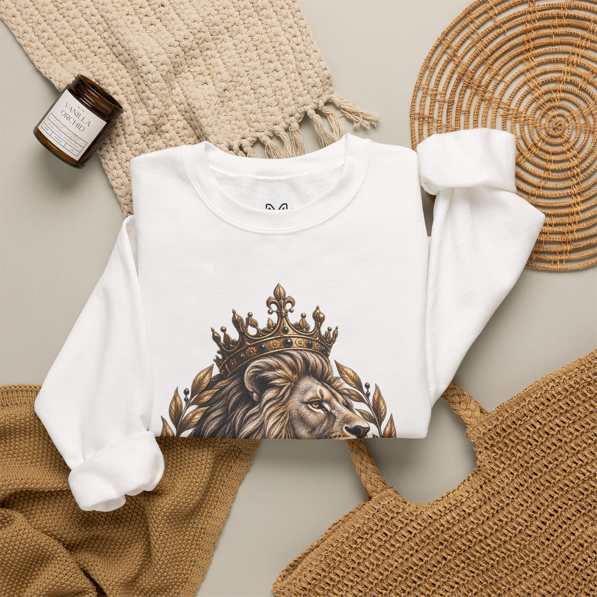 Strength Lion Crewneck Sweatshirt — Psalm 28:7 Inspirational Pullover