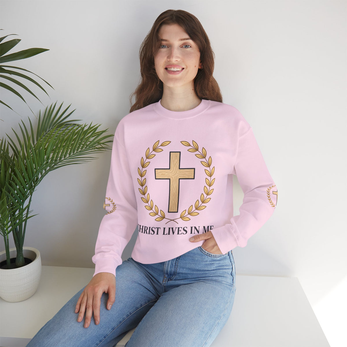 Christian Cross Crewneck Sweatshirt – "Christ Lives in Me" Religious Pullover