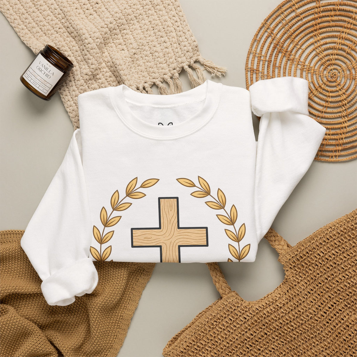 Christian Cross Crewneck Sweatshirt – "Christ Lives in Me" Religious Pullover